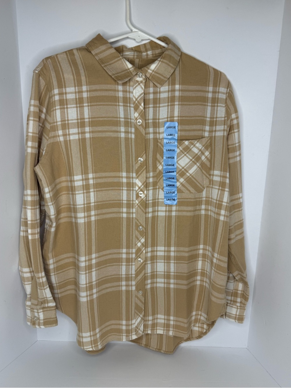 GAP Women’s Large Tan and Cream Plaid Flannel Button-Down Shirt NWT